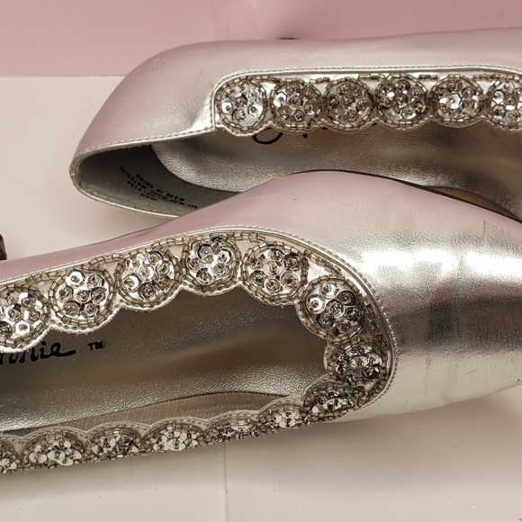 High heels - Picture 3 of 5